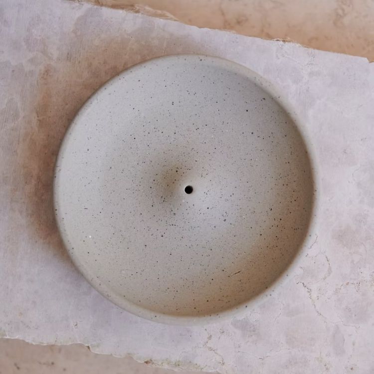 Räucherhalterung aus Keramik