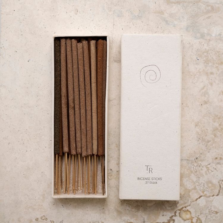 Set aus natürlichen Räucherstäbchen